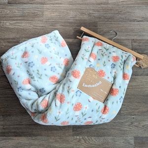 NWT Enchanted Lily's Garden Mushroom Cottage Core Soft Viral Tiktok Blanket